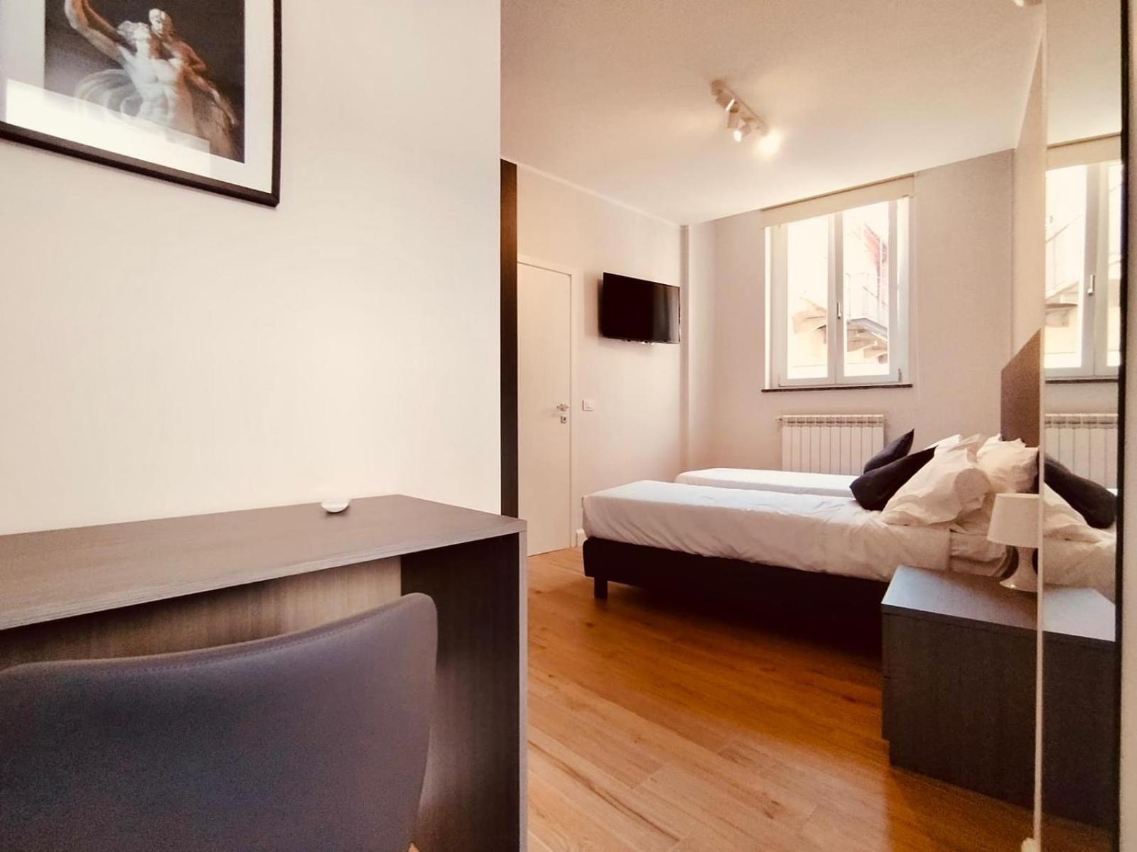 Hh Hermoso Housing Asti Exteriör bild