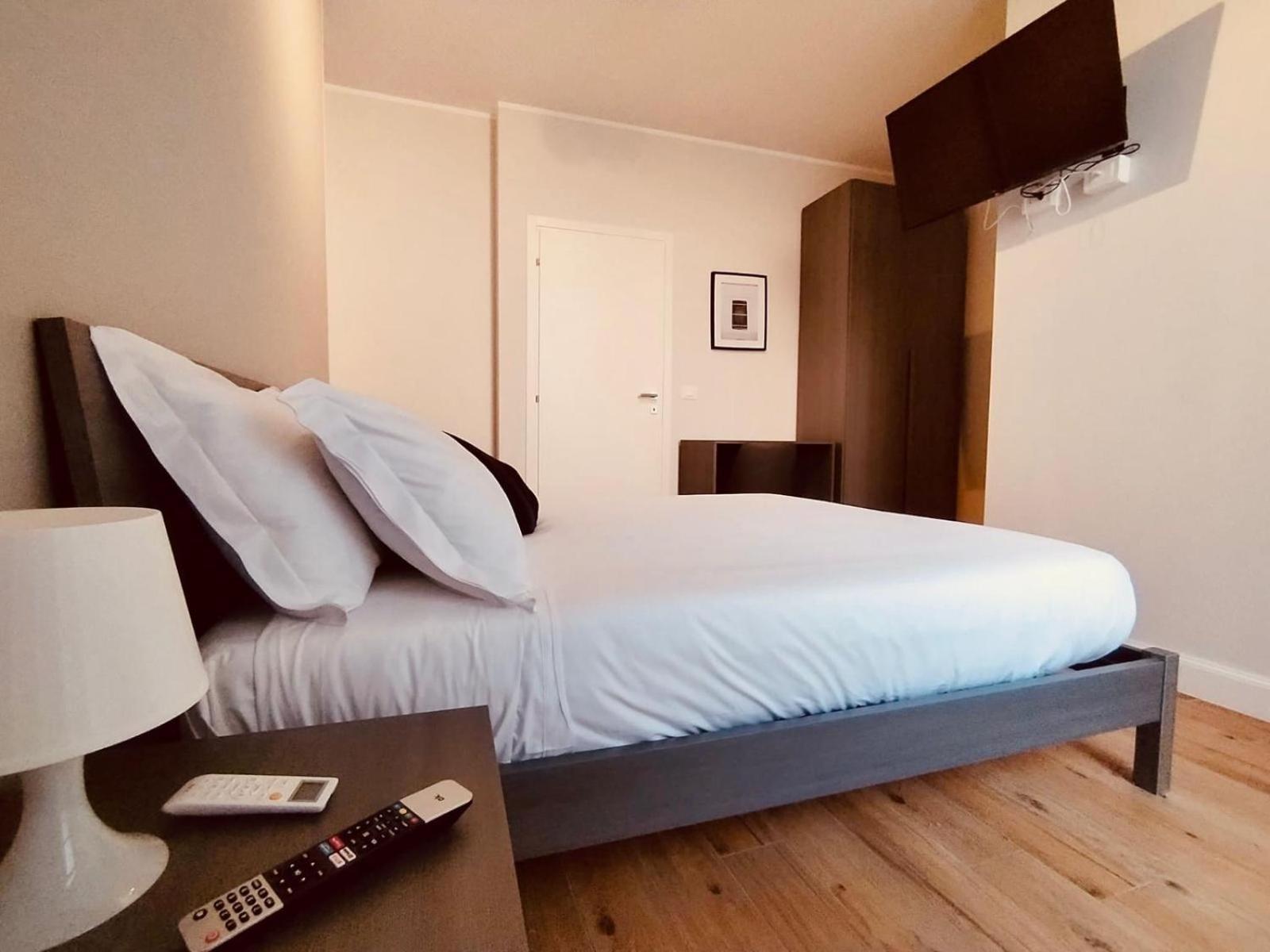 Hh Hermoso Housing Asti Exteriör bild