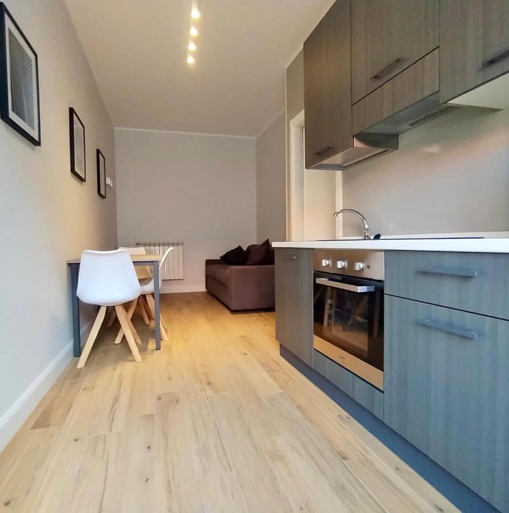 Hh Hermoso Housing Asti Exteriör bild