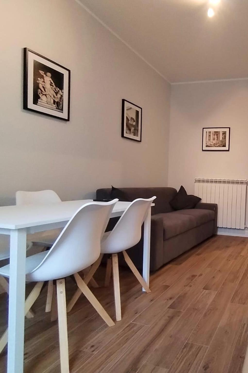 Hh Hermoso Housing Asti Exteriör bild
